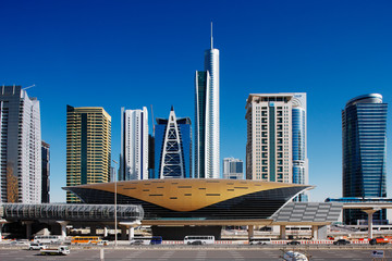 Obraz premium Jumeirah Lakes Towers area and the new metro station, Dubai, UAE