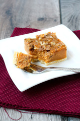 Streusel squash dessert