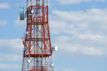 Telecommunications tower
