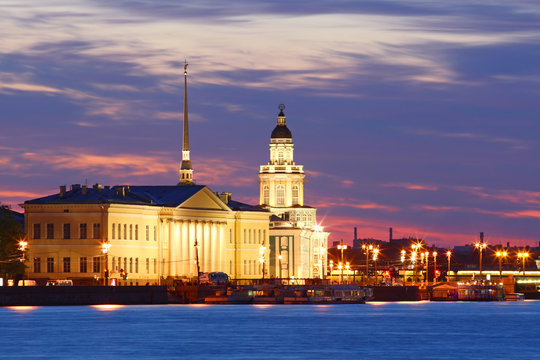 Night view of St. Petersburg
