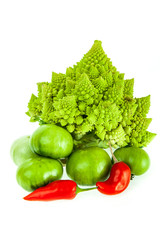 Romanesco broccoli, green tomatoes and red pepper