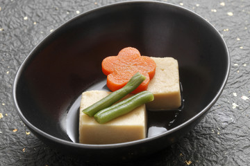高野豆腐の含め煮