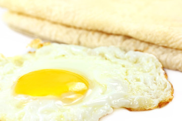 Roti bread with poached egg