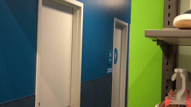 Gotta Go to the Bathroom Sign