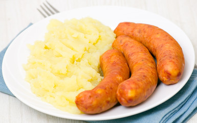 sausages with mashed potato