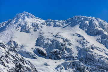 Fototapeta na wymiar Negoiu szczyt w zimie