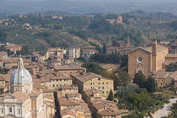 Fototapeta na wymiar Siena, widok z lotu ptaka