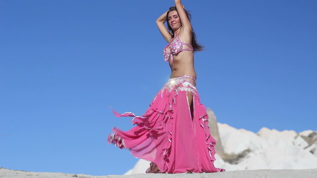 belly dance