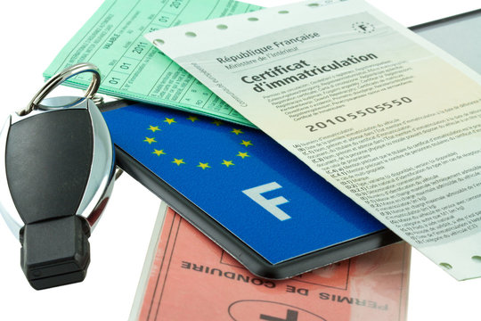 immatriculation véhicule, clé, carte grise, permis ... - Powered by Adobe