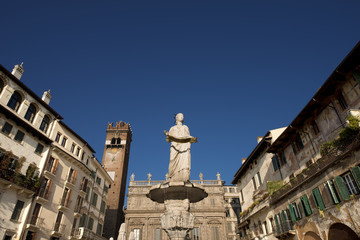 Obraz premium Piazza delle Erbe - Verona Italy