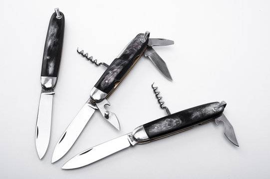 trois couteaux de poche