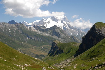 Fototapeta na wymiar widok na Mont Blanc