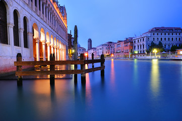 Canal Grande in Venedig am Abend © Roman Rodionov