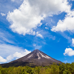 Fototapeta premium Arenal Volcano