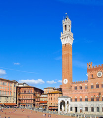 Obraz premium The main square of Siena.