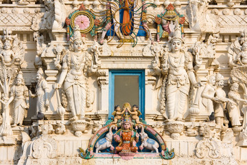 Obraz premium Details of Hindus god in a temple, Pushkar, Rajasthan, India.