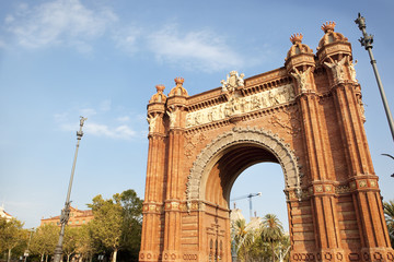Fototapeta premium Arc de Triomf on a clear blue sky. Barcelona, Catalonia