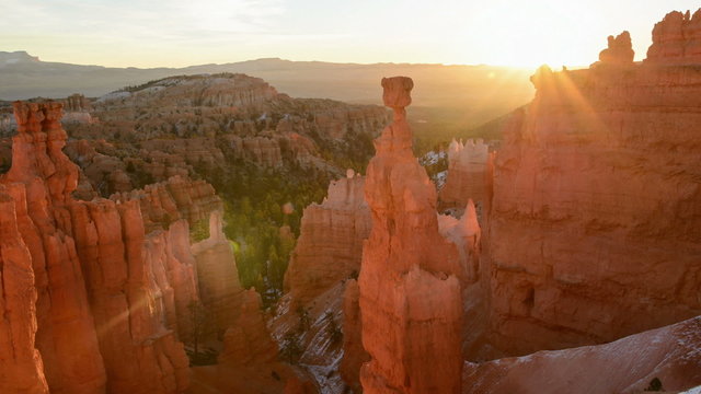 Bryce Canyon sunrise time-lapse at Thor's Hammer