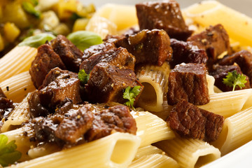 Pasta with meat and vegetables