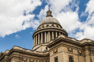 Obraz premium The Pantheon building in Paris