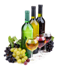 Fototapeta premium bottles and glasses of wine and assortment of grapes, isolated
