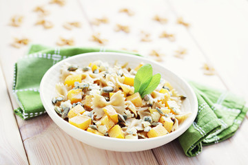 pasta with roasted pumpkin