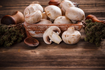 Fresh white champignons