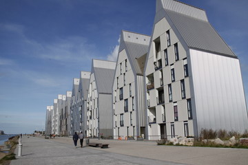 Habitations modernes sur le front de mer à Dunkerque