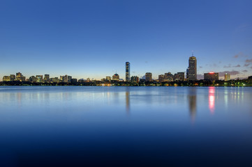 Fototapeta na wymiar Boston skyline widziany o świcie