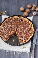 walnut caramel tart