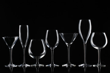 Set of glasses for alcoholic drinks