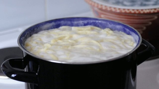 Sp&auml;tzle kochen