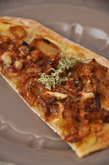 Karamellisierte Zwiebeltarte