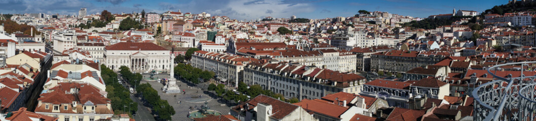 Naklejka na ściany i meble panoramiczny widok z Lizbony