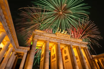 Deurstickers Berlin, Brandenburger Tor, Feuerwerk © flyinger