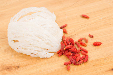 Edible bird's nest with chinese wolfberry fruit