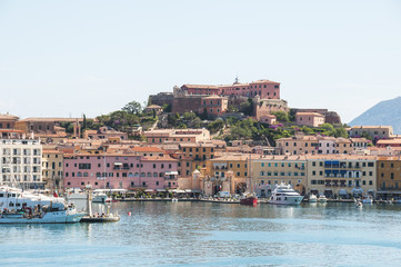 Fototapeta na wymiar Festung Stella, Altstadt, Hafen Portoferraio, Elba, Włochy
