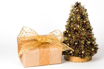 Naklejka na ściany i meble Gift and Christmas tree