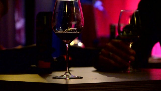 선술집 Osteria Public house &kappa;&alpha;&pi;&eta;&lambda;&epsilon;&iota;ό 酒馆