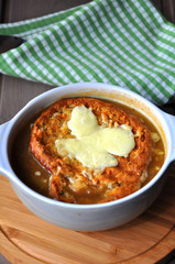 Französische Zwiebelsuppe
