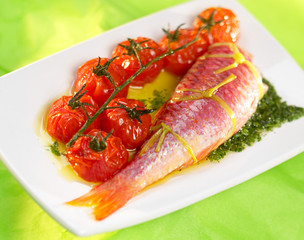 ROUGET FOURRÉ AUX PETITS LÉGUMES
