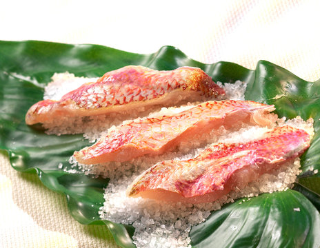 FILET DE ROUGETS AU SEL