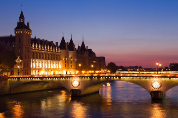 Fototapeta na wymiar Paris by night, Seine River Bridge