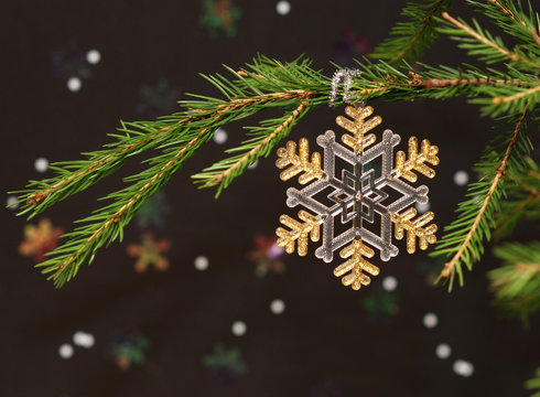 Christmas tree decorations snowflake