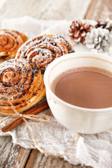 cinnamon rolls with cocoa