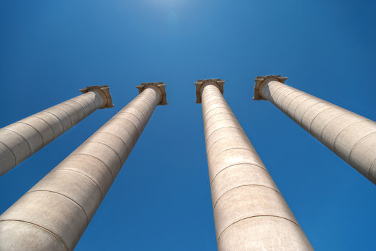 Columns at Plaza de Espana