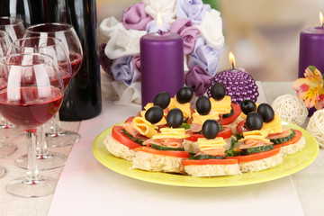 Canapes and wine in restaurant