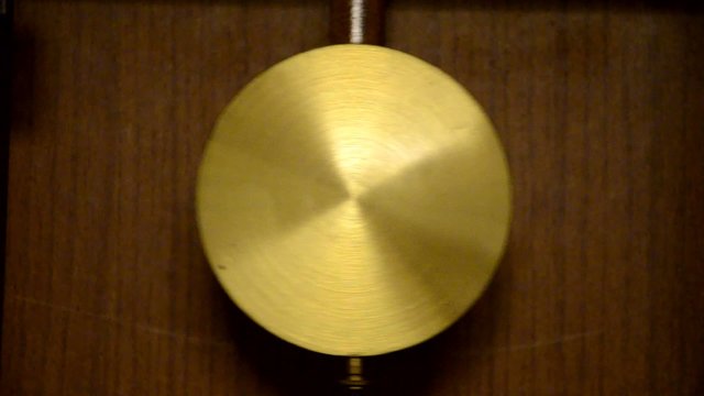 Tempus fugit &Omicron; &chi;&rho;ό&nu;&omicron;&sigmaf; &phi;&epsilon;ύ&gamma;&epsilon;&iota; 시간이 날아 时间过得很快，