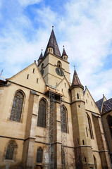 Fototapeta na wymiar Fasada katedry ewangelickiej Sibiu, Rumunia