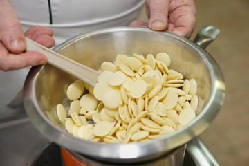 Making of white chocolate